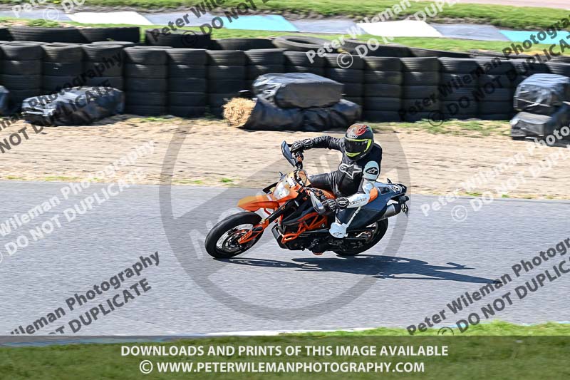 enduro digital images;event digital images;eventdigitalimages;lydden hill;lydden no limits trackday;lydden photographs;lydden trackday photographs;no limits trackdays;peter wileman photography;racing digital images;trackday digital images;trackday photos